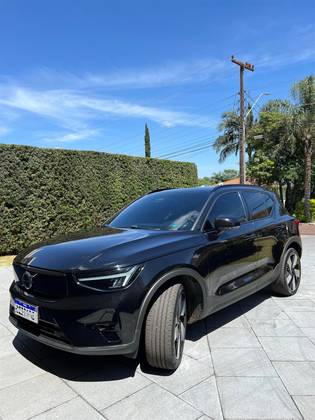 VOLVO XC40 P8 RECHARGE TWIN ELECTRIC ULTIMATE AWD
